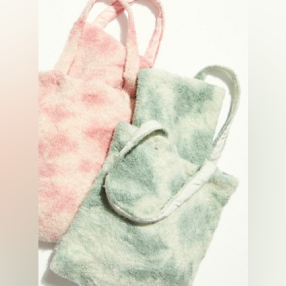 Free People Carry On Scarf & Tote Set - Picture 4 of 5